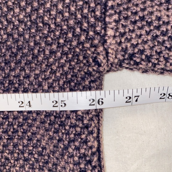 Akaiv Mineral Wash Cable Knit Cropped Sweater - Picture 10 of 14